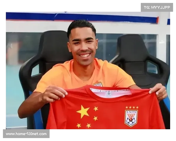 佛得角两名球迷赴场途中遭遇车祸不幸身亡 足坛为之深感悲痛